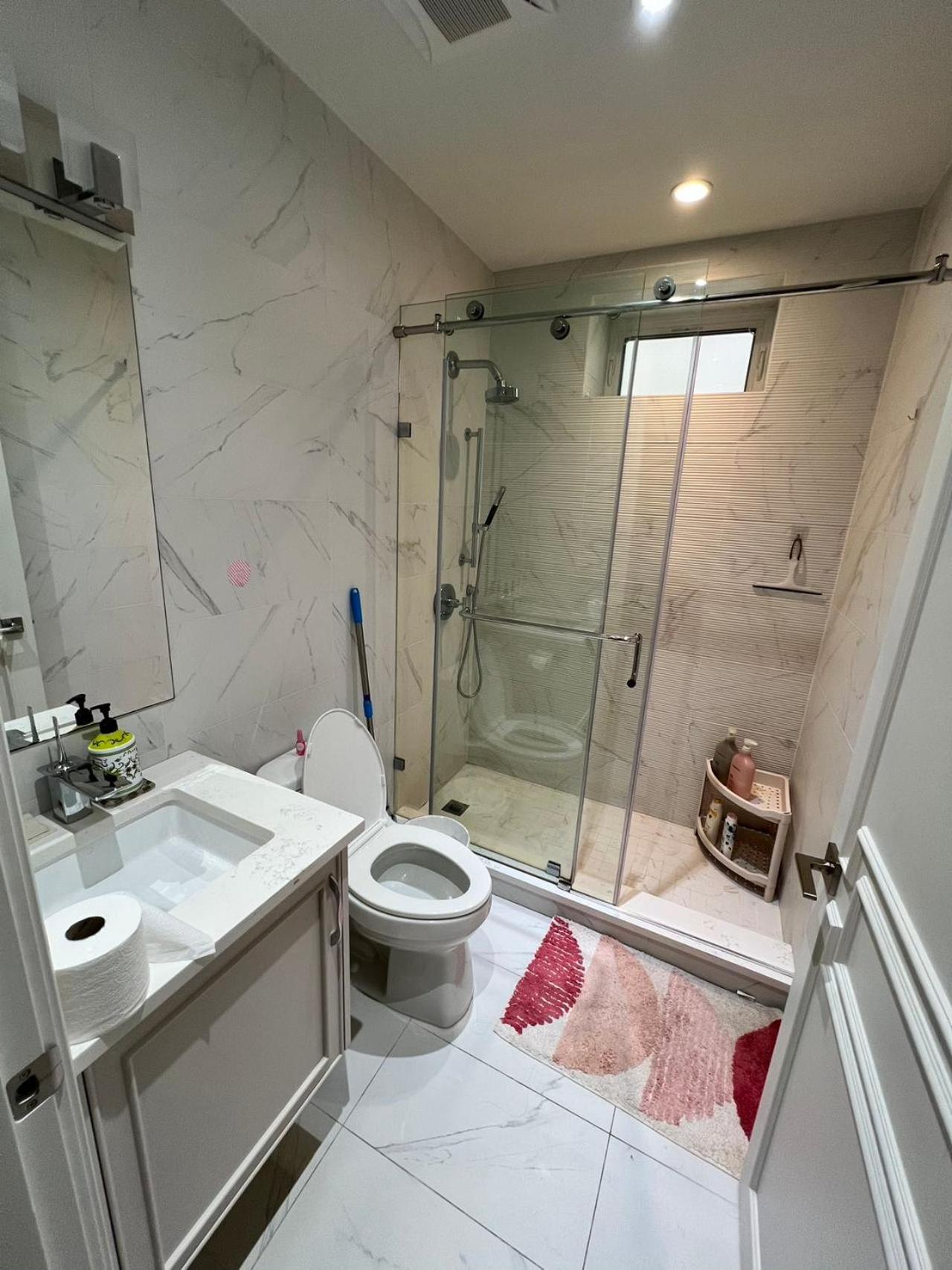 Private Rooms In Vancouver West エクステリア 写真